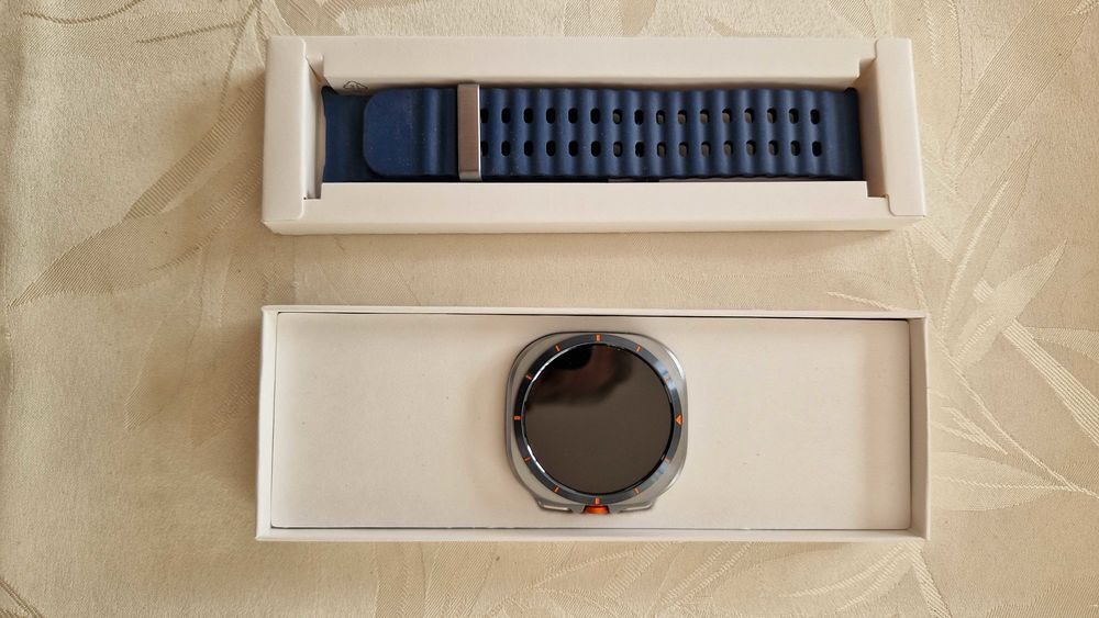 Montre Galaxy Watch Ultra 2025 Téléphones et tablettes