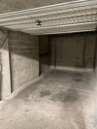  Parking / Garage  vendre 13 m