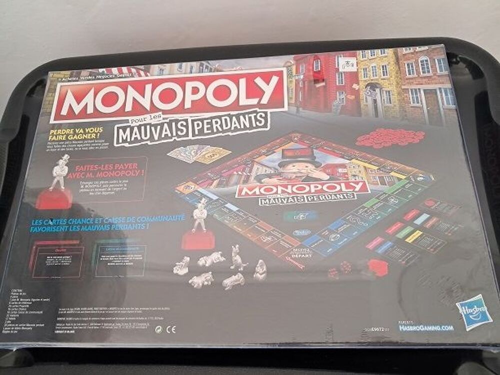 Monopoly hasbro jeux jouet neuf manga anime TV Jeux / jouets