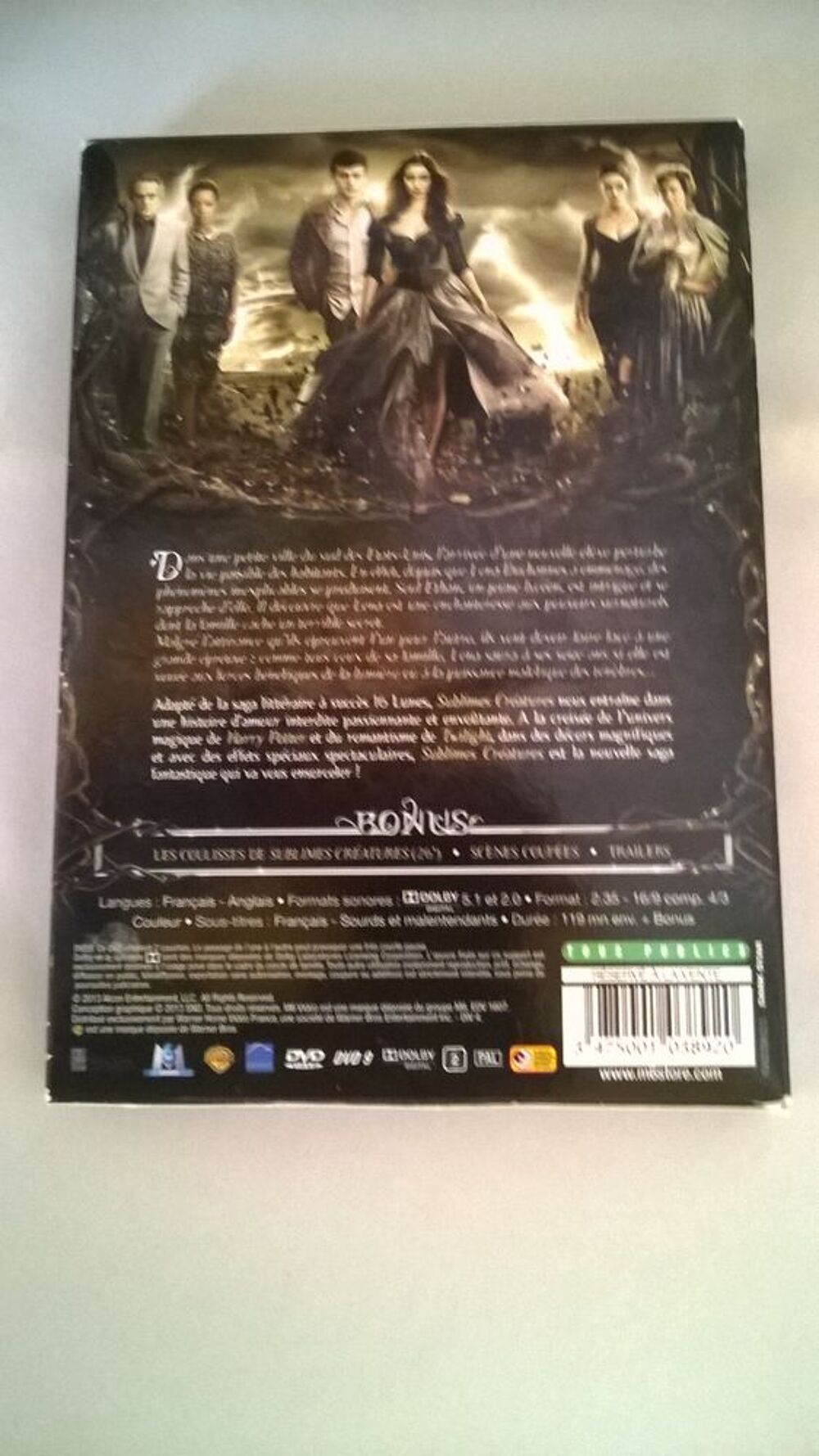 DVD Sublimes cr&eacute;atures
Alden Ehrenreich
2013
Excellent et DVD et blu-ray