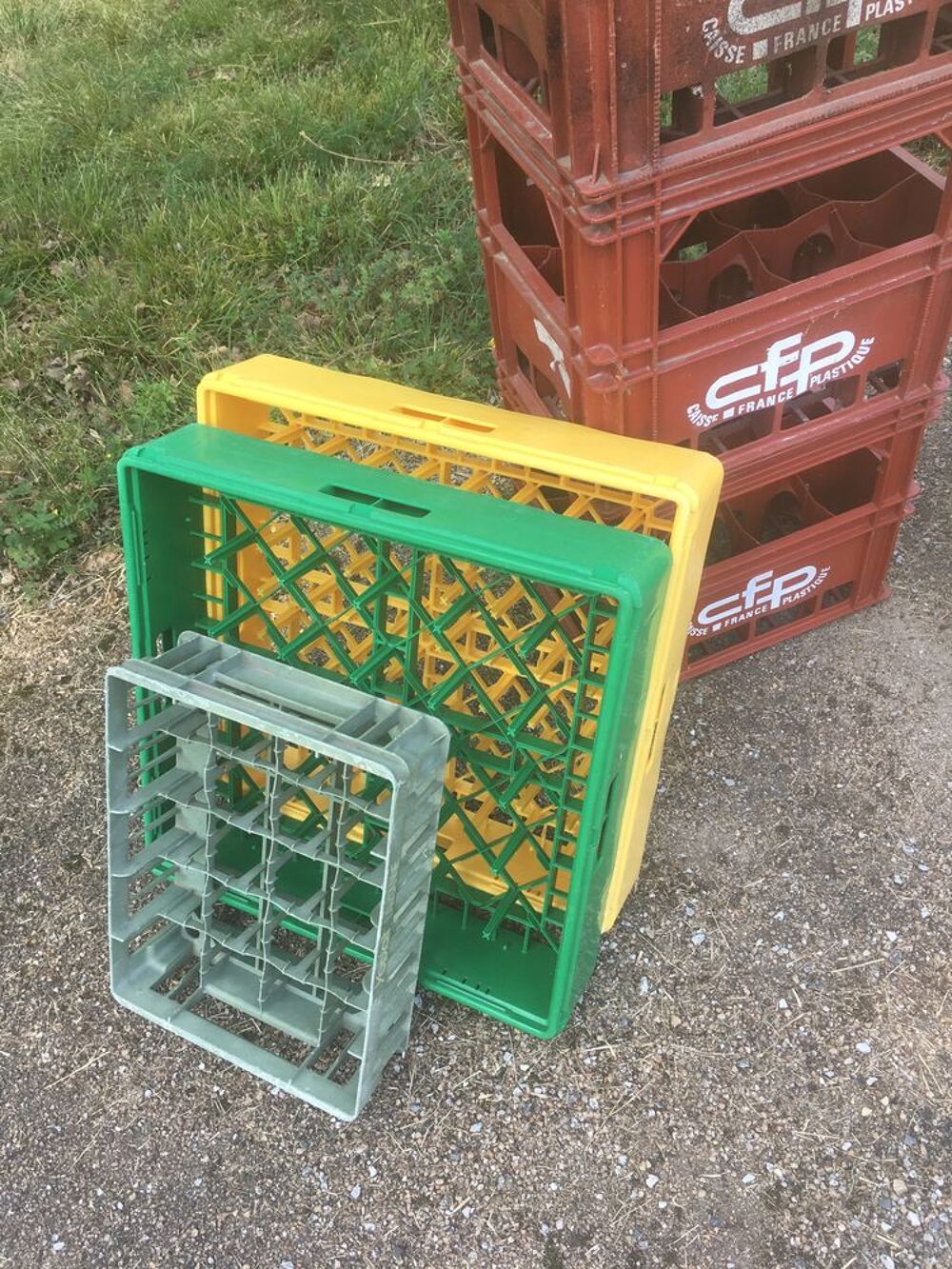Caisse plastique bouteille / &eacute;gouttoir verre /caisse bois Bricolage