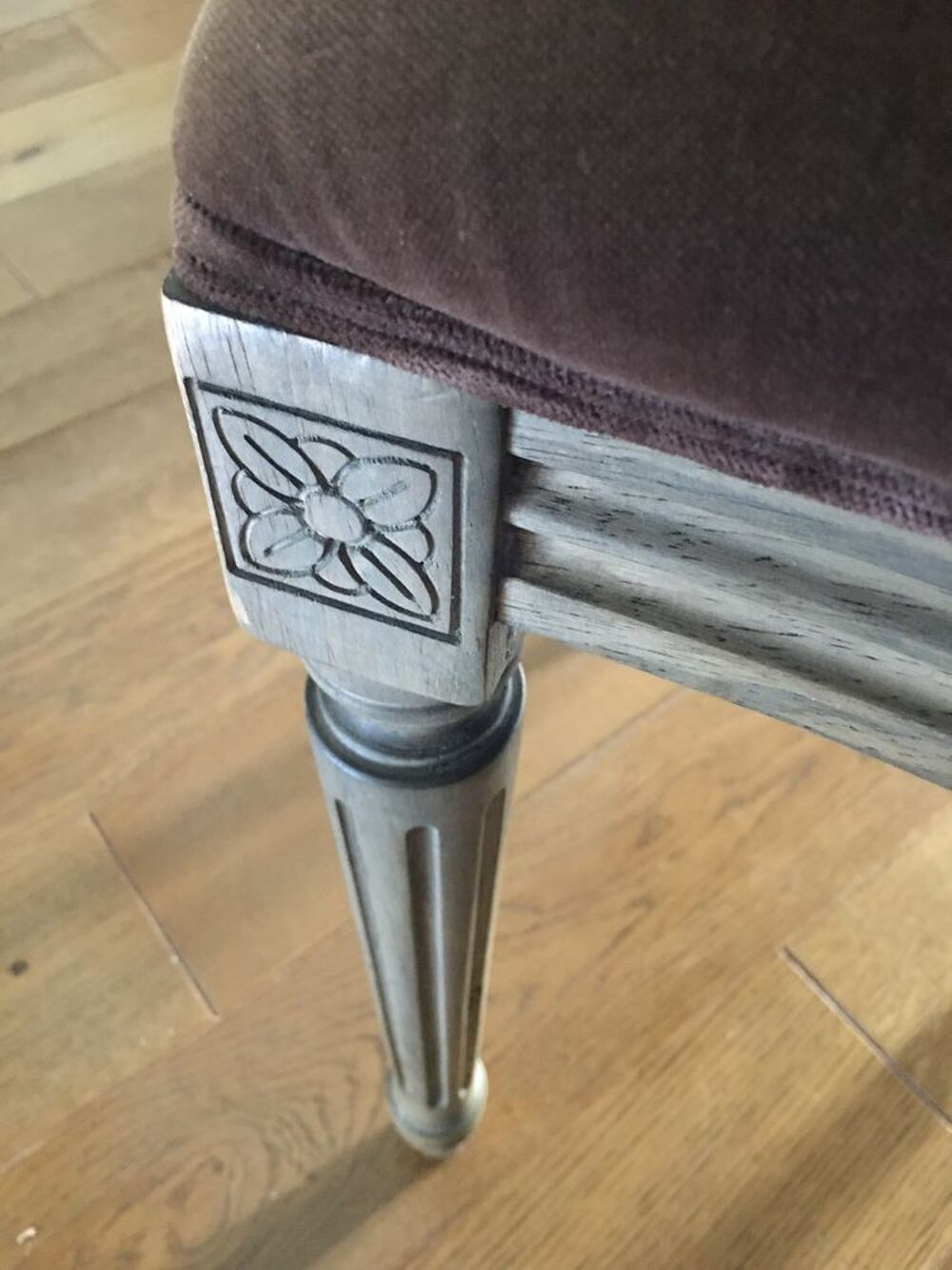 Lot 6 chaises de style Meubles