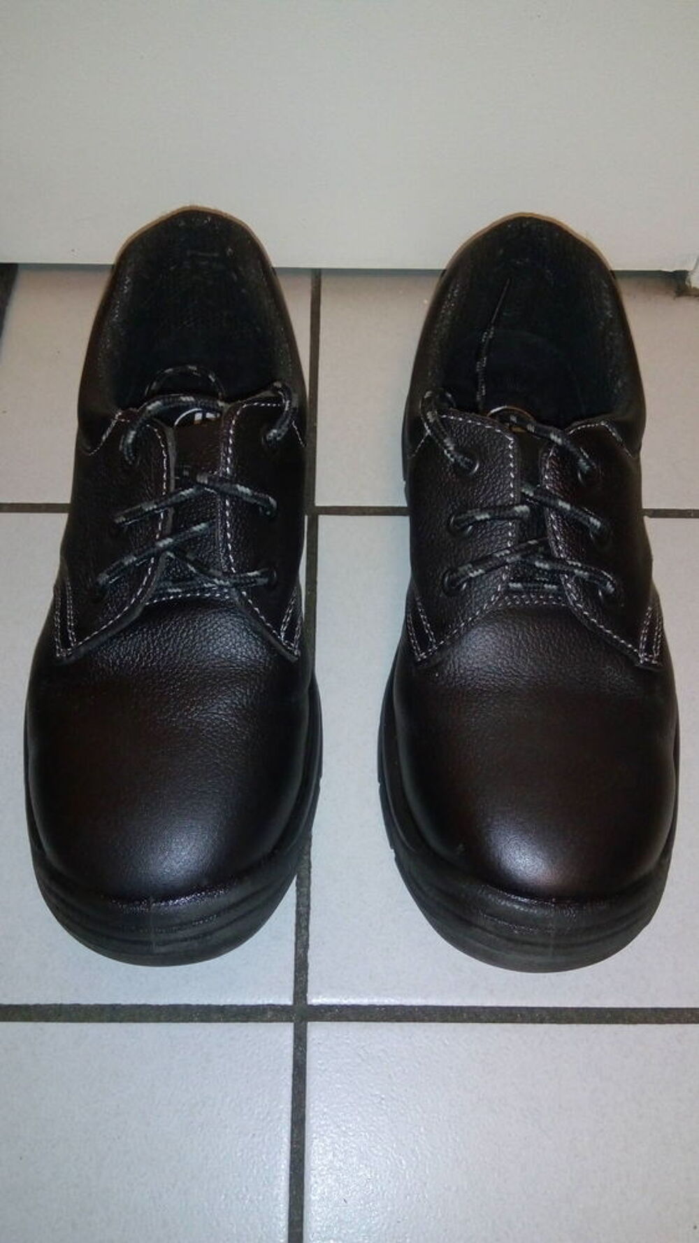 Chaussures de travail &agrave; usage professionnel / bricolage Chaussures