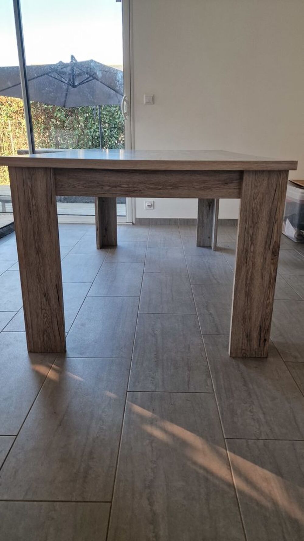 Table salle &agrave; manger Meubles