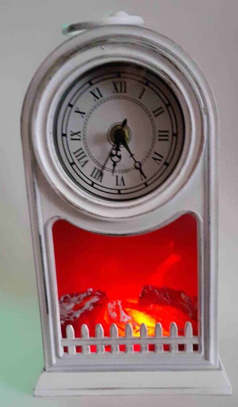 Horloge déco avec effet cheminée ? Lumière led  ? Ambiance c 10 Beaucaire (30)