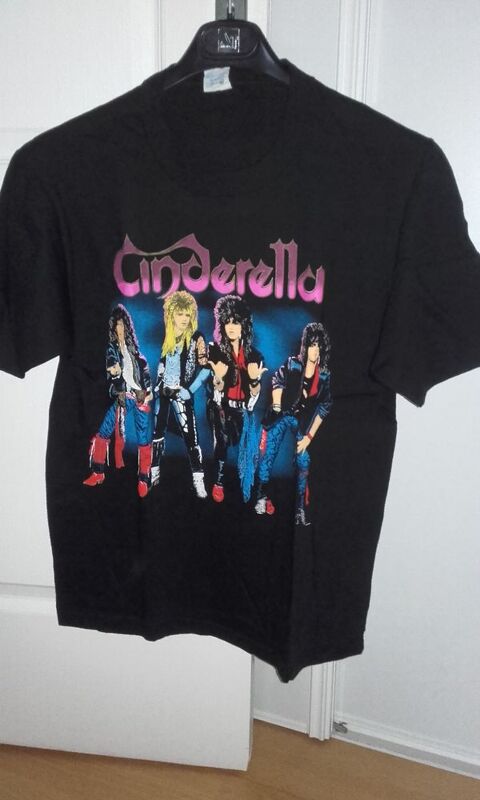 T-Shirt : Cinderella - Shakes Europe 1987 - Taille : L 250 Angers (49)