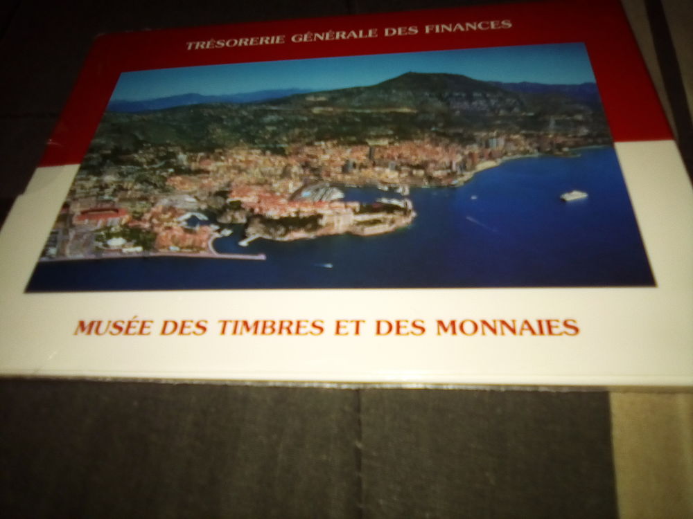 COFFRET BU MONACO 2001 