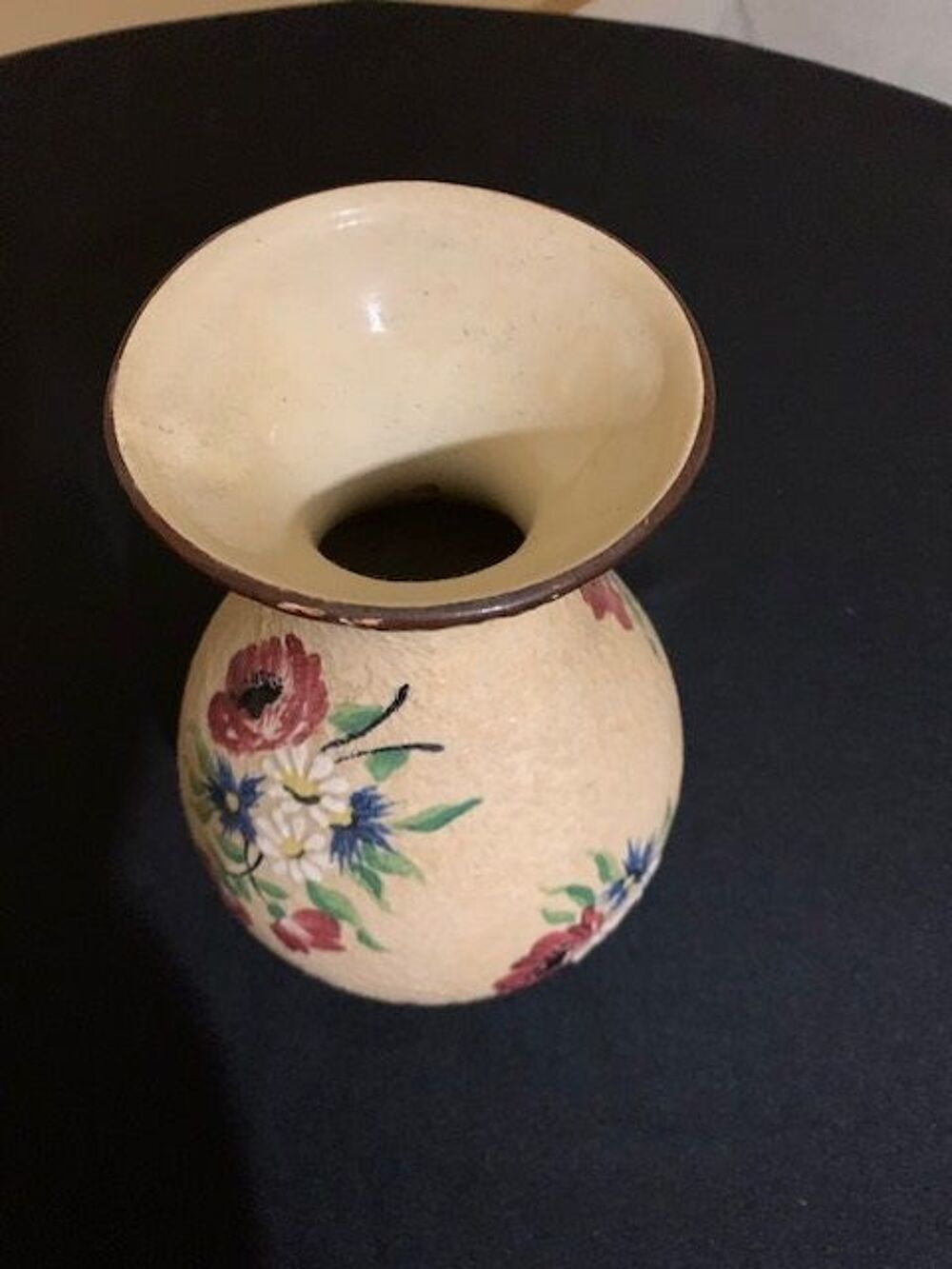 Vase avec motif floral Décoration