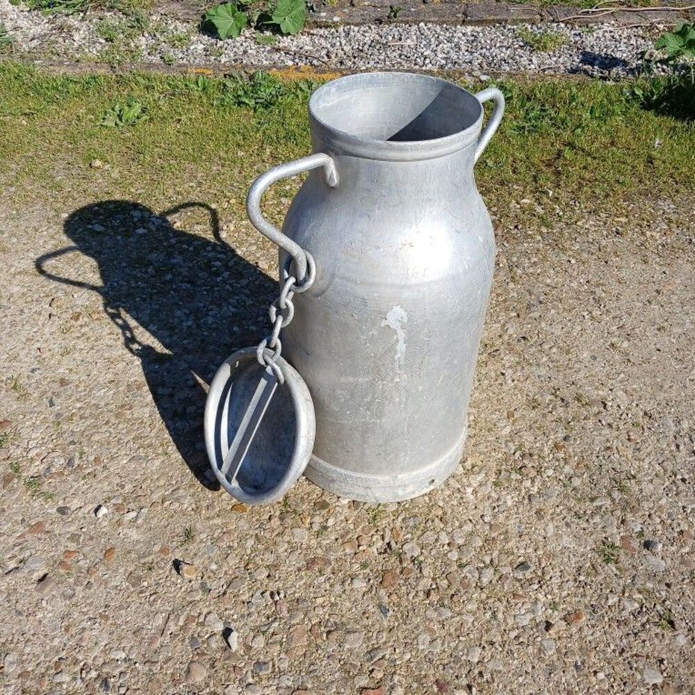 pot &agrave; lait 20 litres Décoration
