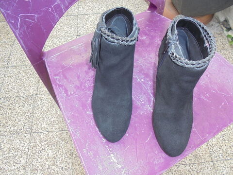 1 paire de boots femme de marque andre pointure36 5 Lille (59)