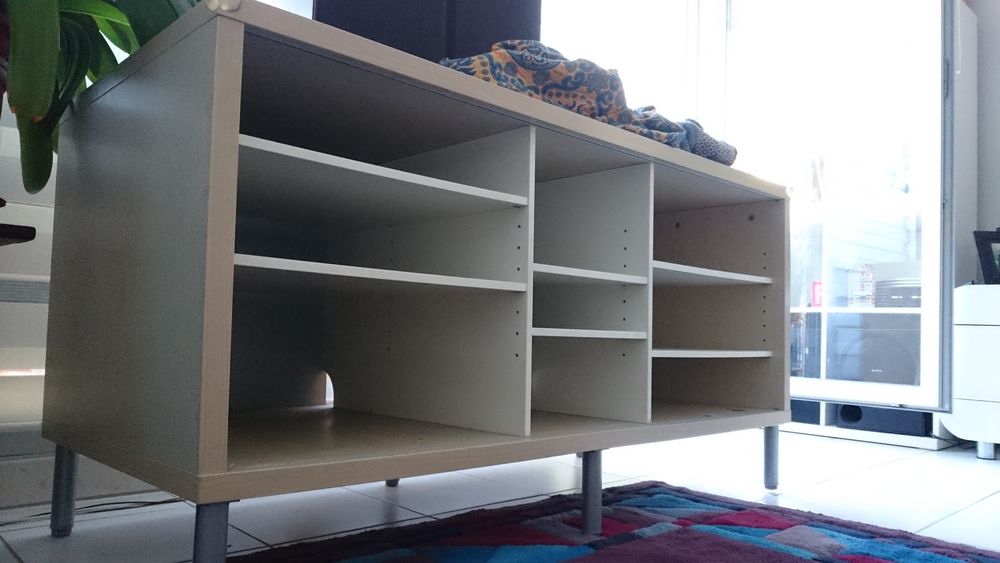 meuble t&eacute;l&eacute; IKEA Meubles