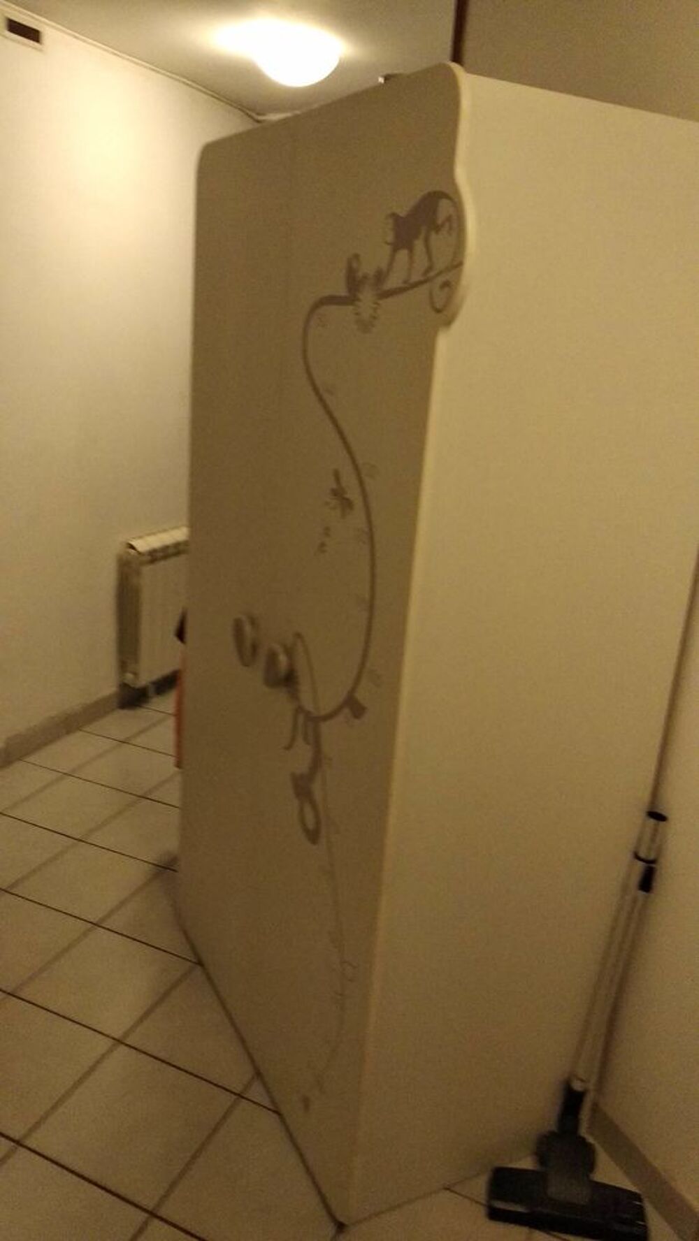 armoire et table &agrave; langer Mobilier enfants