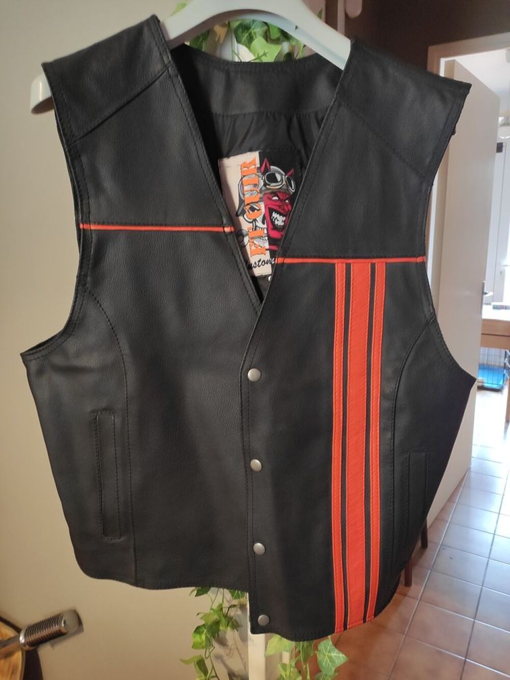 Jaquette avec &eacute;cusson dans le dos Vêtements