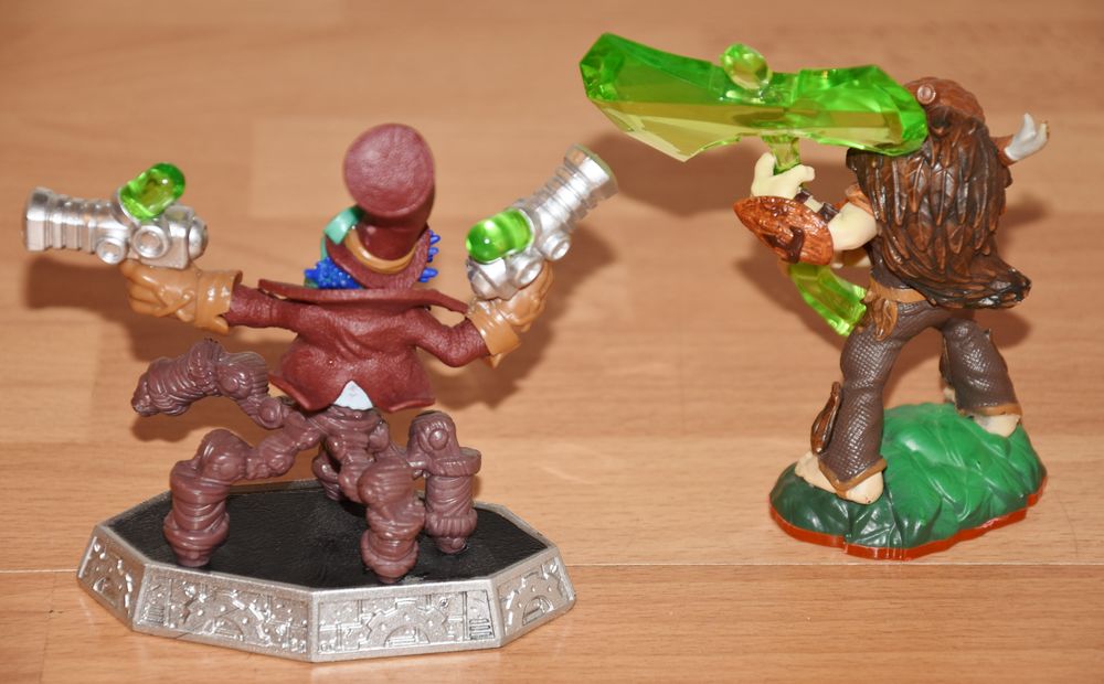 Lot de 2 Skylanders: Dr Krankcase imaginators et Bushwhack Jeux / jouets
