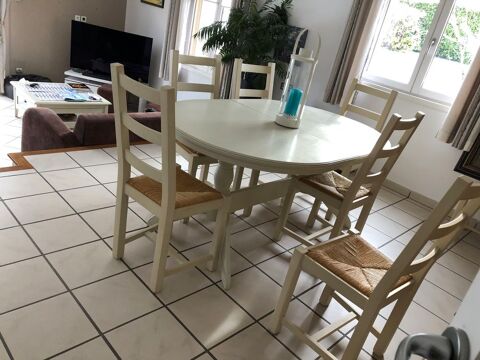 Table de salle à manger avec chaises 400 Saint-Jorioz (74)
