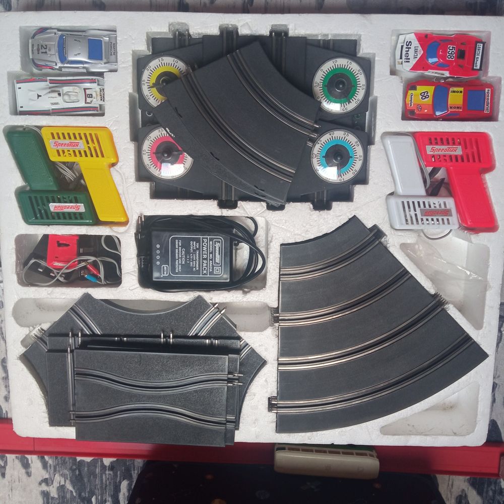 CIRCUIT VOITURE PROFESSIONNEL 4000 Jeux / jouets