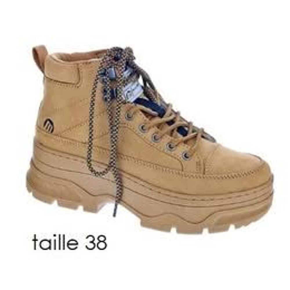 NEUF! Baskets Mustang T.38 Chaussures