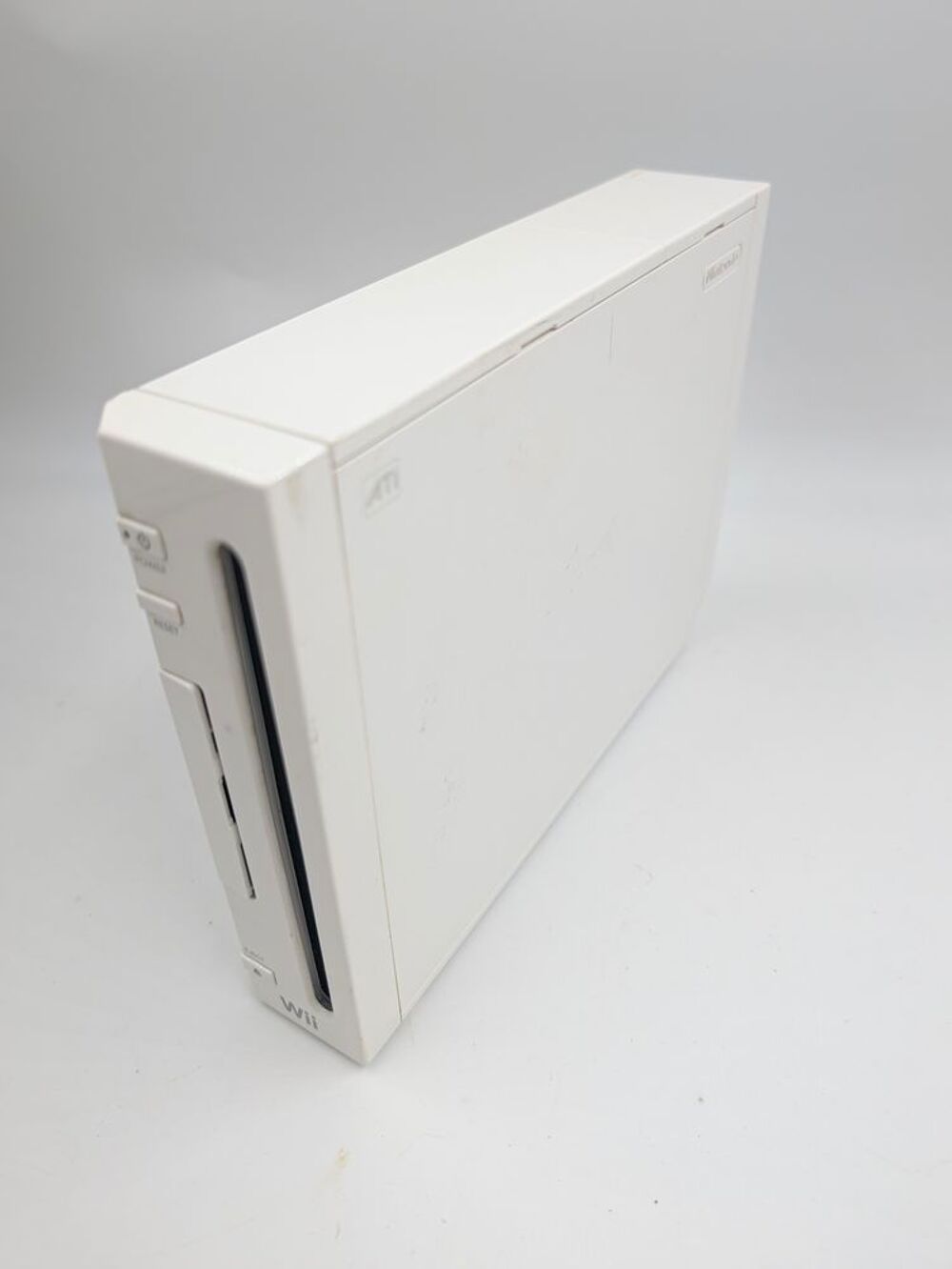 Console Nintendo Wii blanche avec c&acirc;bles, capteur, manette.. Consoles et jeux vidéos