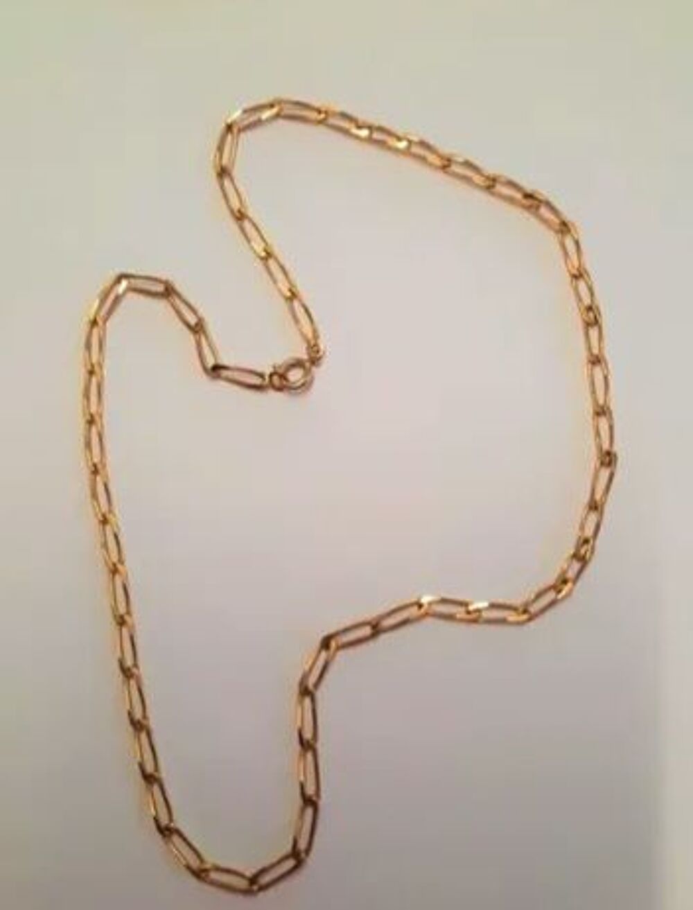 Chaine collier ras de cou femme plaqu&eacute; or ancienne Bijoux et montres