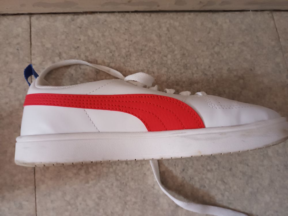 Chaussures PUMA Chaussures