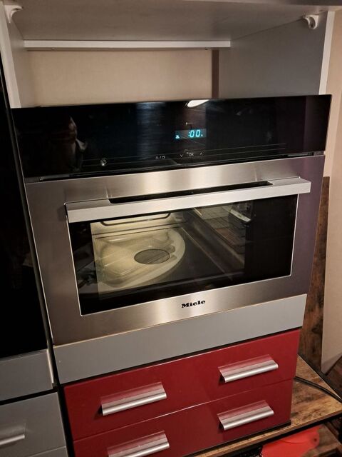 Four encastrable vapeur MIELE DG 2740 Inox/CleanSteel 570 Chantepie (35)