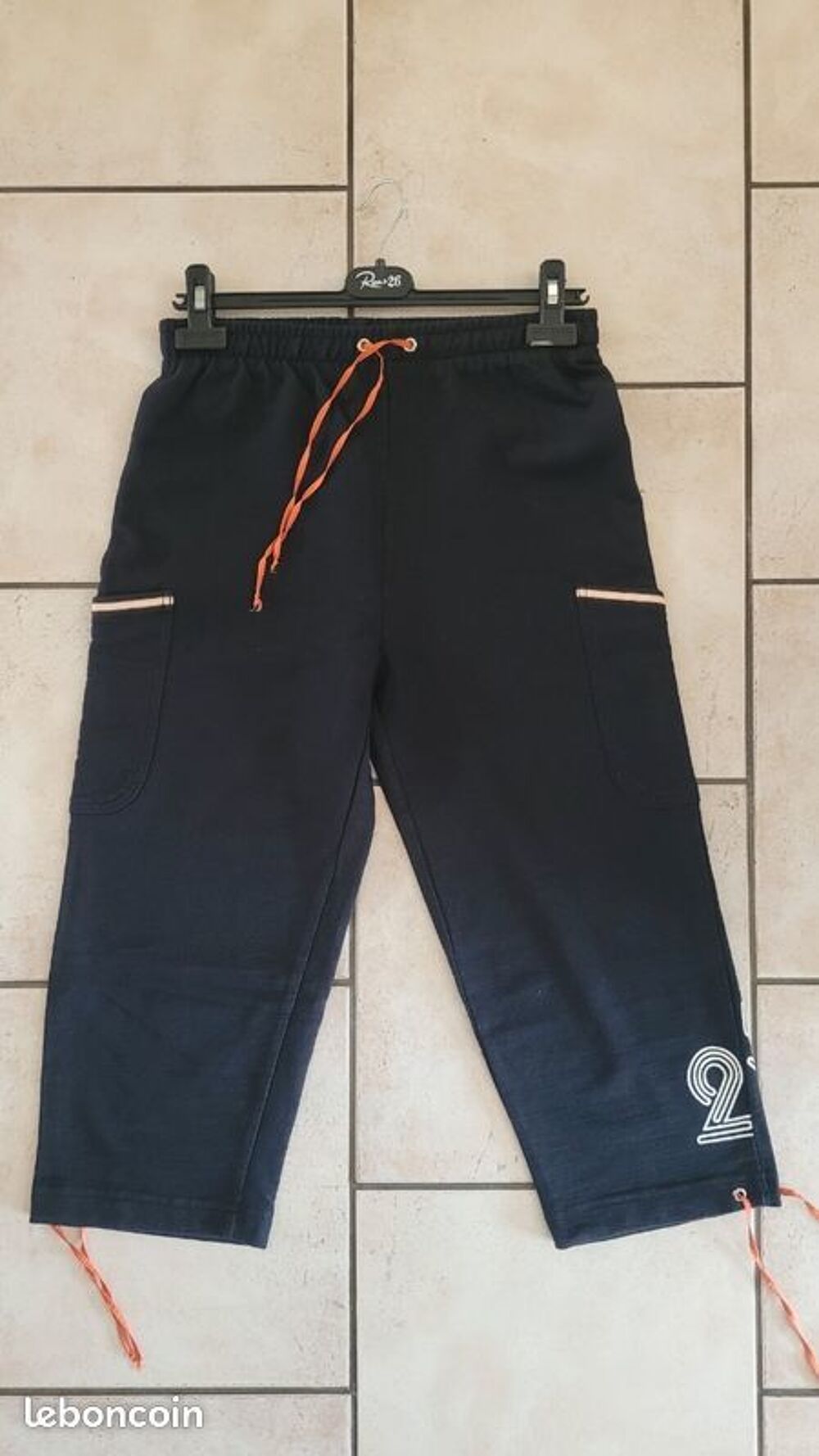 Pantacourt fantaisie Vêtements