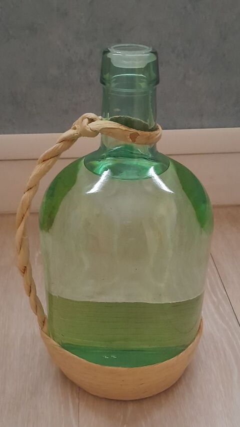 Eau de vie 12 Poitiers (86)