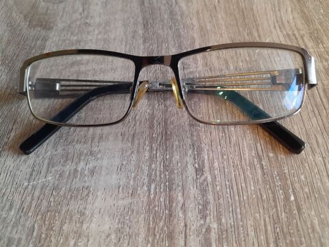 Monture homme grise 2 (27) 12 Tours (37)