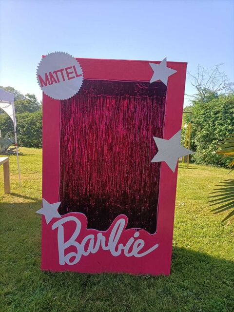 photo box theme anniversaire barbie Courpière (63)