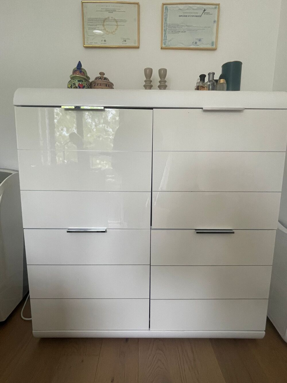 Meuble de bureau / Commode blanc laqu&eacute; Meubles