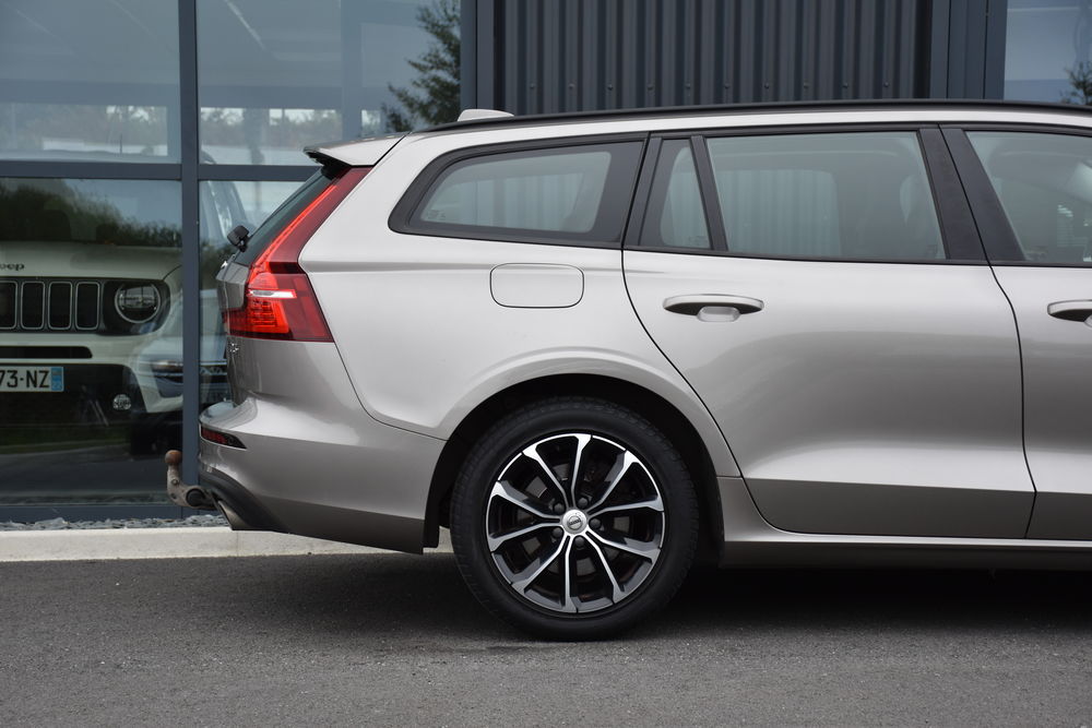 V60 D3 AdBlue 150 ch Geartronic 8 Momentum 2019 occasion 56300 Pontivy
