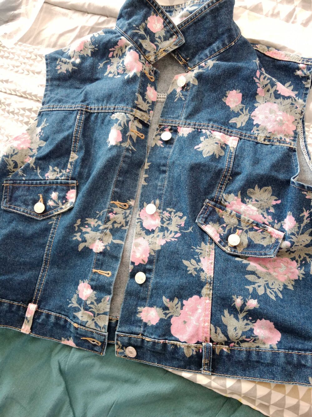 gilet imprim&eacute; florales Vêtements