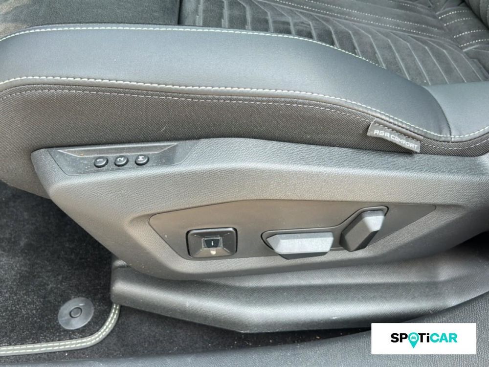 3008 Electrique 210 ch 73 kWh GT Exclusive 2026 occasion 46200 Souillac