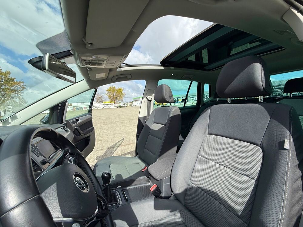 Golf Sportsvan 1.6 TDI 110 FAP BlueMotion Technology Trendline Business 2014 occasion 65800 Aureilhan