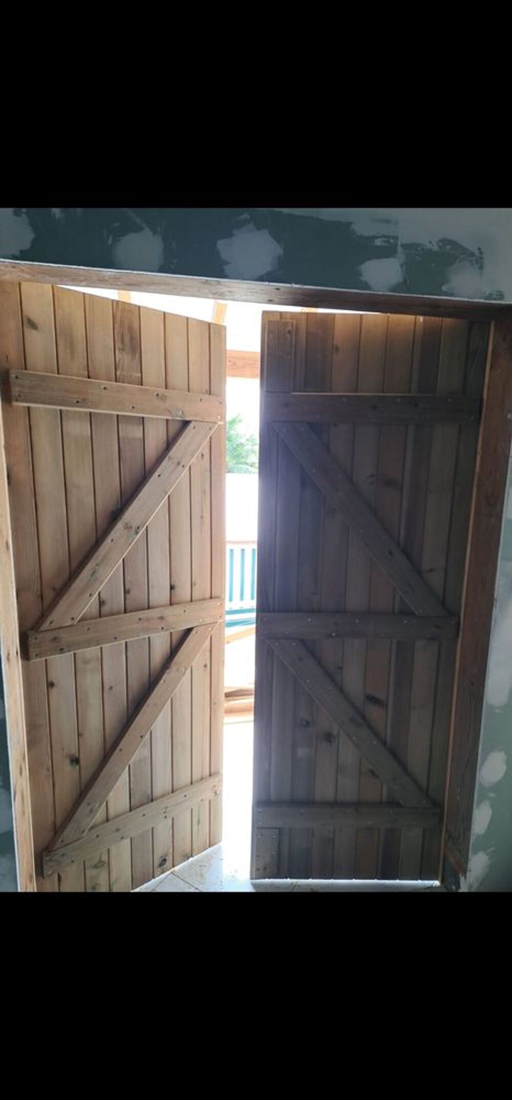 de deux portes battantes en bois Meubles
