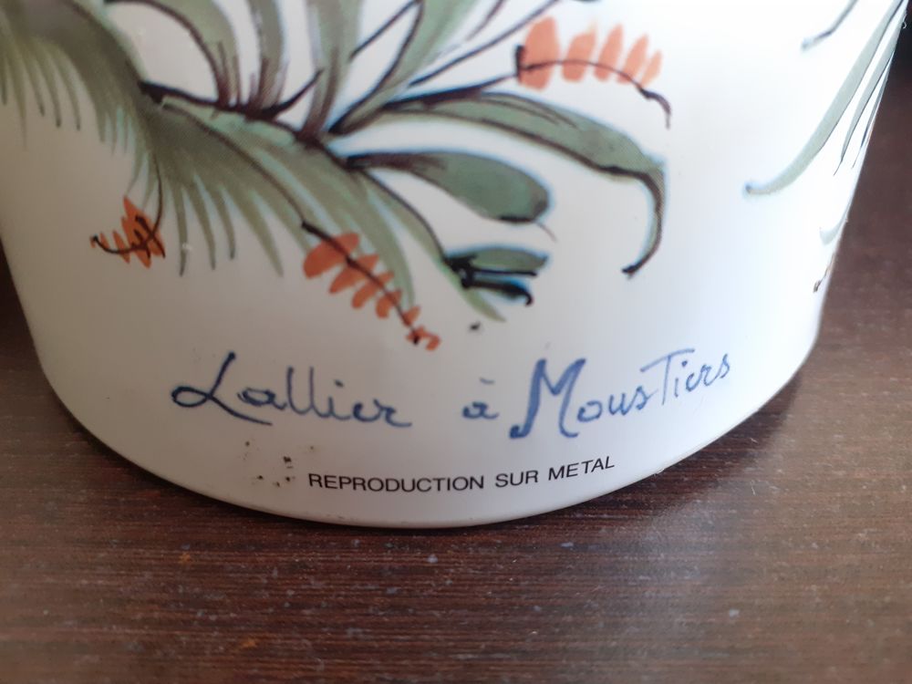 Boite Lallier de Moustiers 