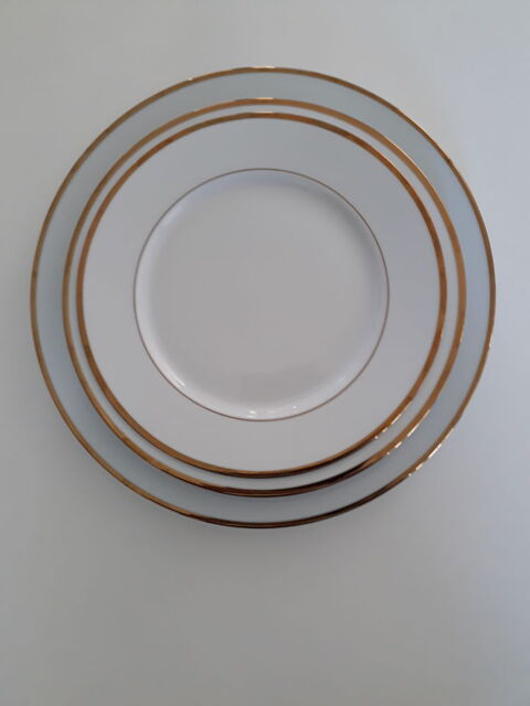 Service de table porcelaine SOLAFRANCE
150 Chauny (02)