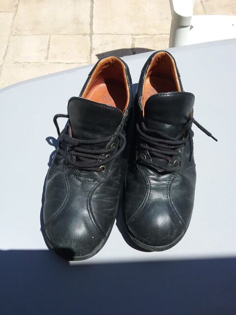 Chaussures basses hommes 20 Mont�l�ger (26)