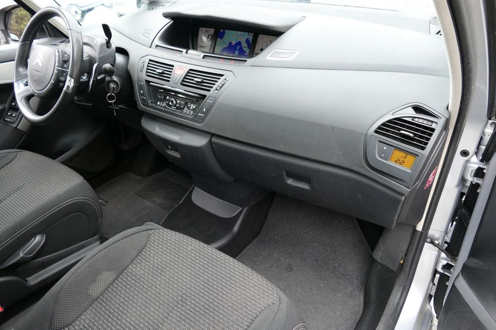 C4 Picasso Grand e-HDi 110 Airdream 7 pl Millenium BMP6 2013 occasion 13600 La Ciotat