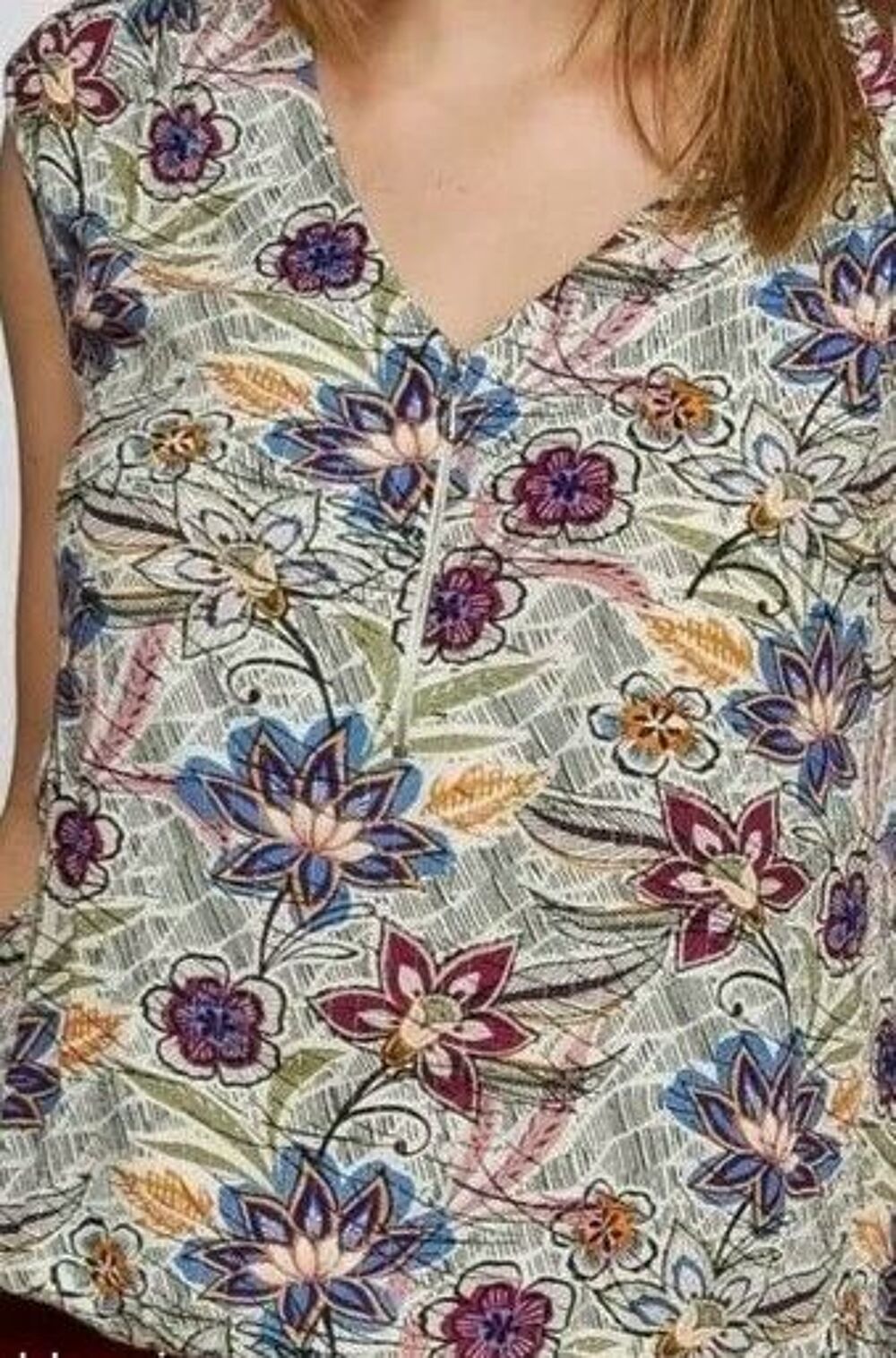 Beau top haut bel imprim&eacute; fleuri exotique zipp&eacute; T 40 Vêtements