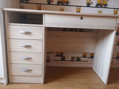  bureau  4 tiroirs Haute:75cm Long:110cm 20 Magnanville (78)