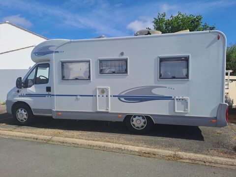 ADRIATIK Camping car 2006 occasion Vair&eacute; 85150