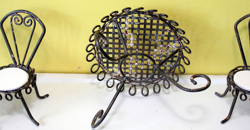 Mobilier de jardin fer forg&eacute; pour poup&eacute;e mannequin 50-60 