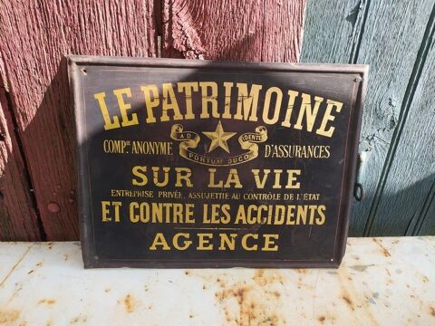 Ancienne Plaque Tôle Publicitaire Assurance Le Patrimoine 
150 Loches (37)