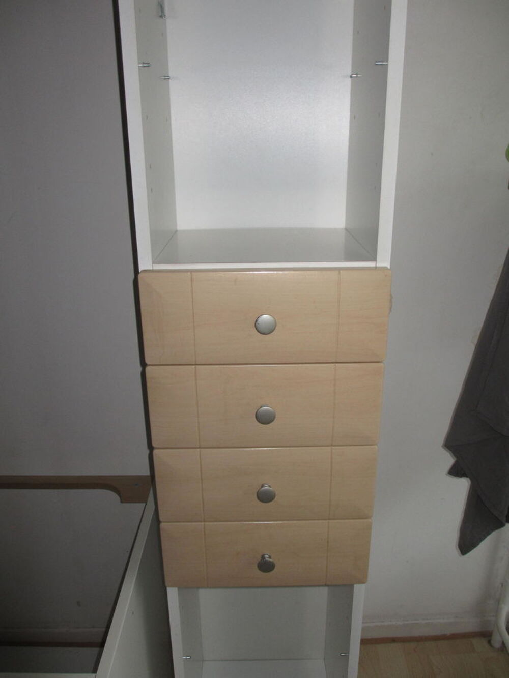 COLONNE SDB A SAISIR Meubles