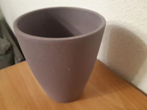 Cache pot ou pot gris diamtre 13.50 cm 4 Montbliard (25)