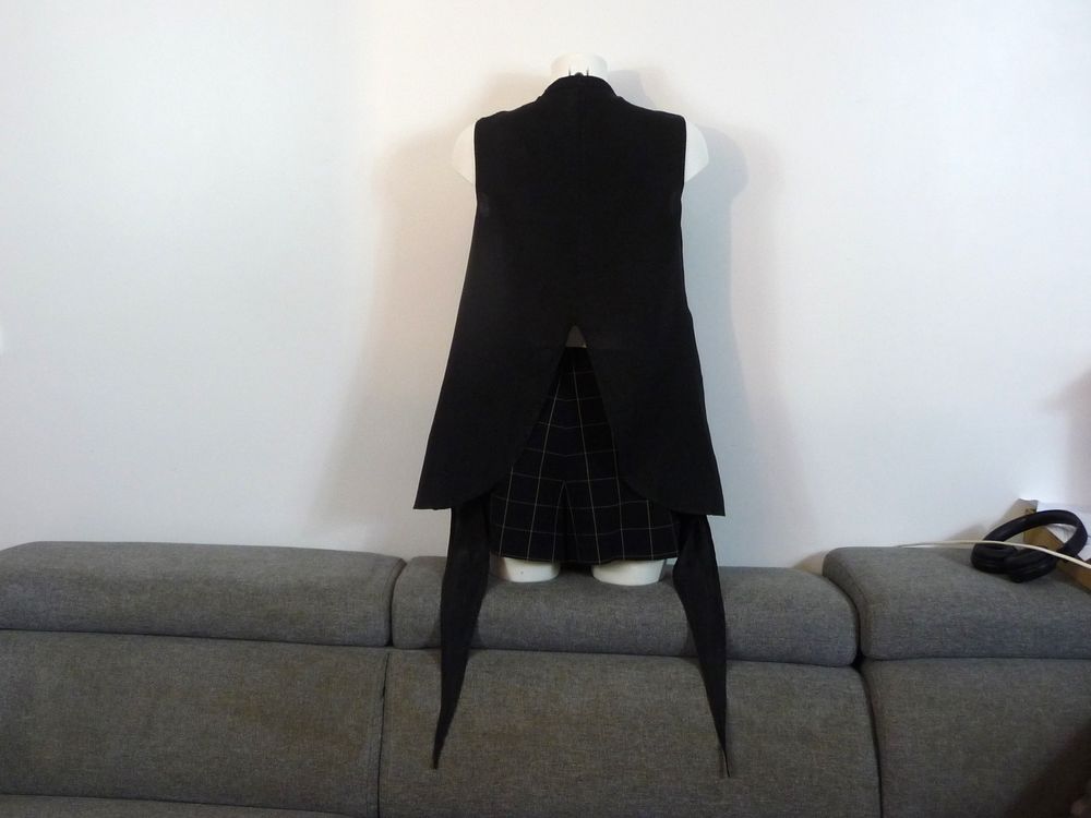 Top/ Chemise en Lin Noir &agrave; 2 Pans &agrave; Nouer- Stefano Mortari Vêtements
