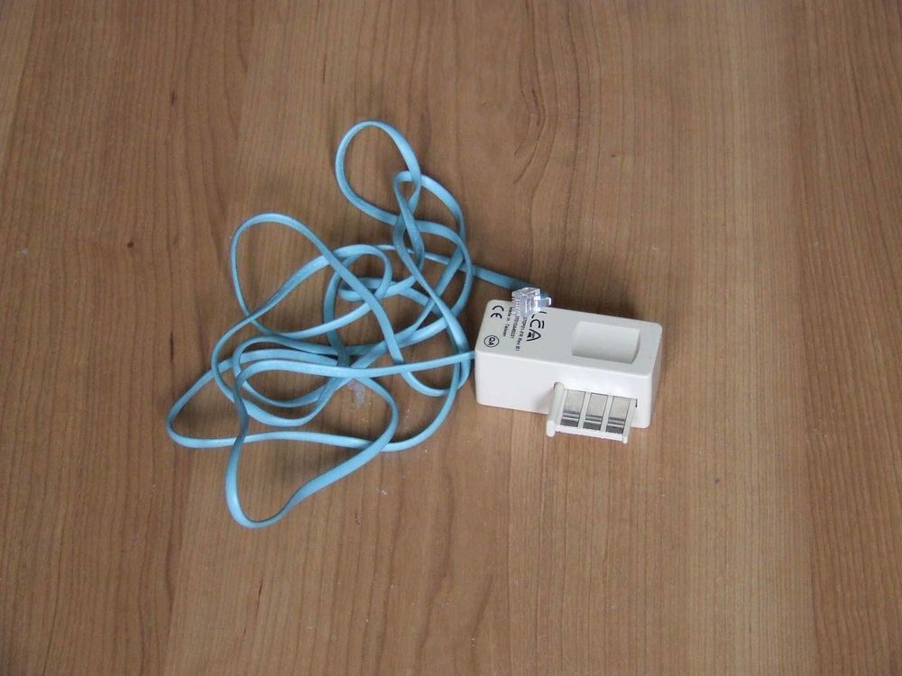 Prise ADSL avec rallonge de 2 m&egrave;tres, prises RJ11 M&acirc;les, TBE Matériel informatique