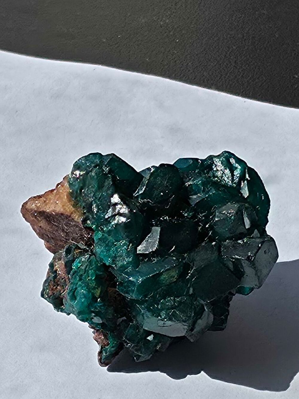Min&eacute;ral Dioptase brute sur matrice-Katanga, RDC-16g 