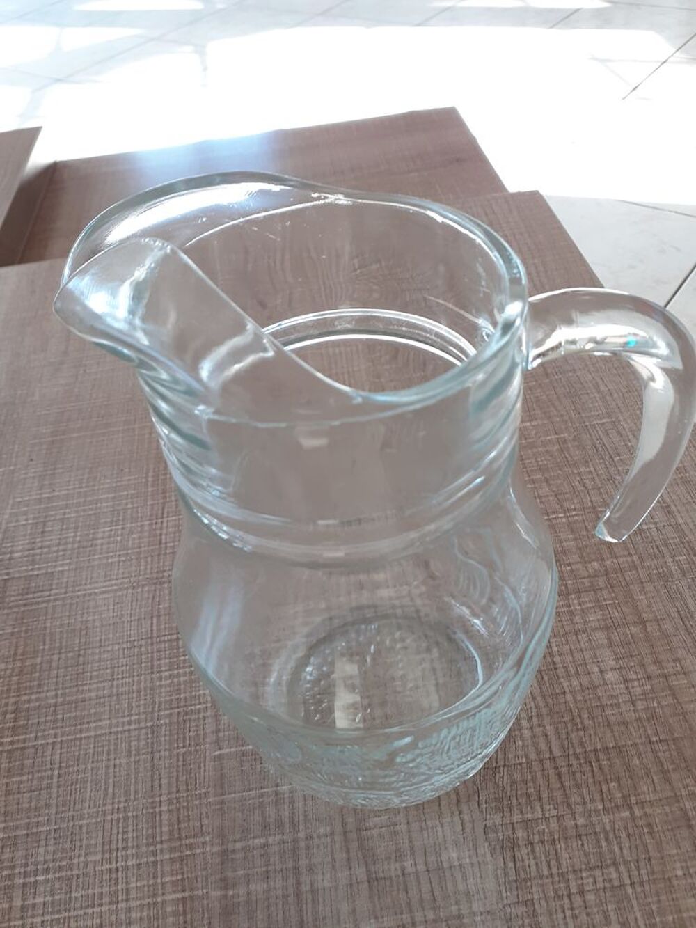 pichet ou carafe a eau 1.5 l Cuisine